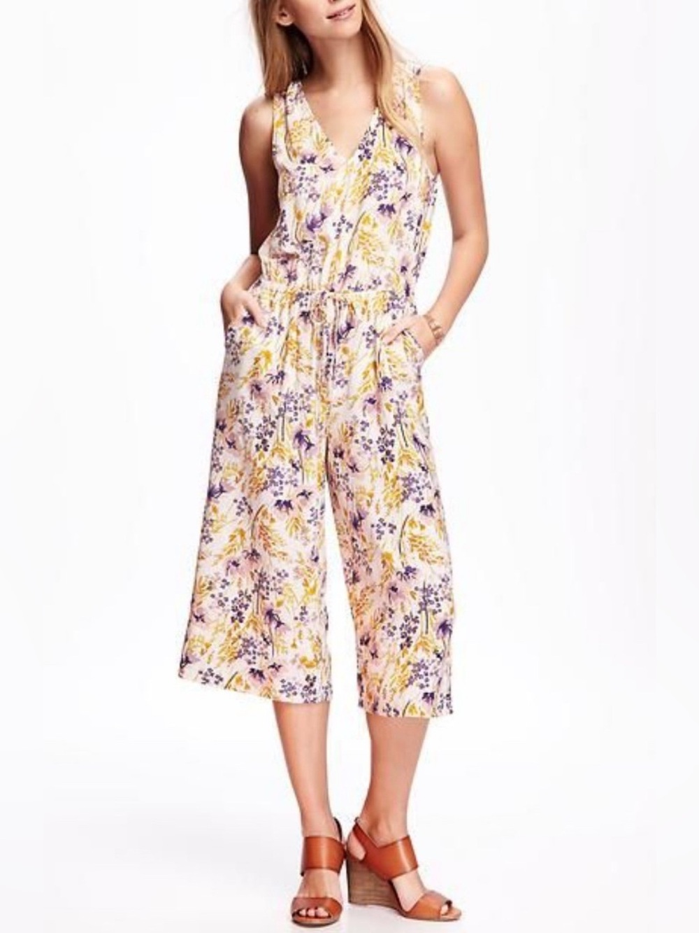 Old Navy Cream Gold Purple Floral Sleeveless Cropped Jumpsuit Size Medium